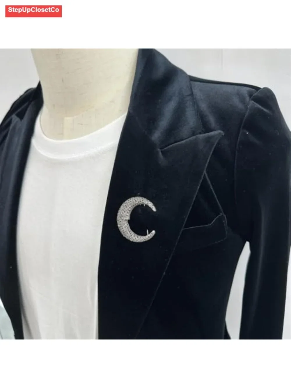 Vintage Rhinestone Crescent Moon Brooch Pin for Dresses Suits Hats Bags Jewelry